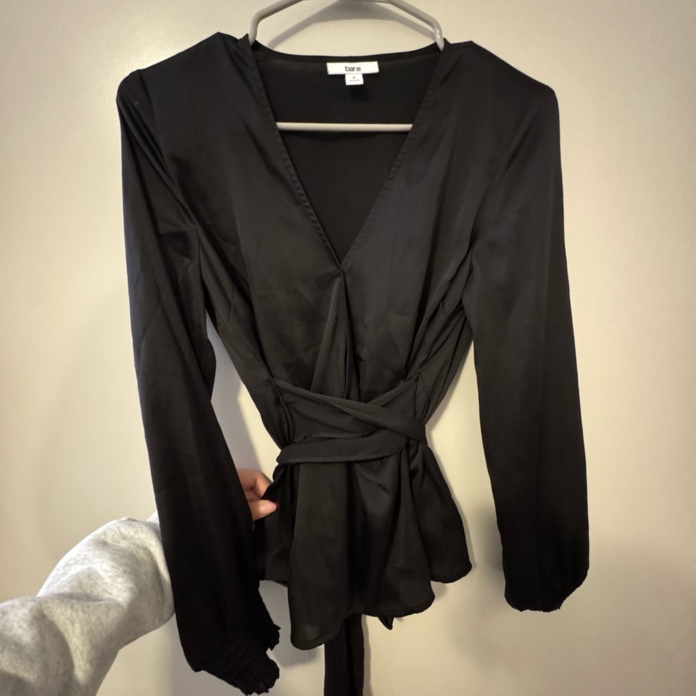 Bar III Classic Black Top
